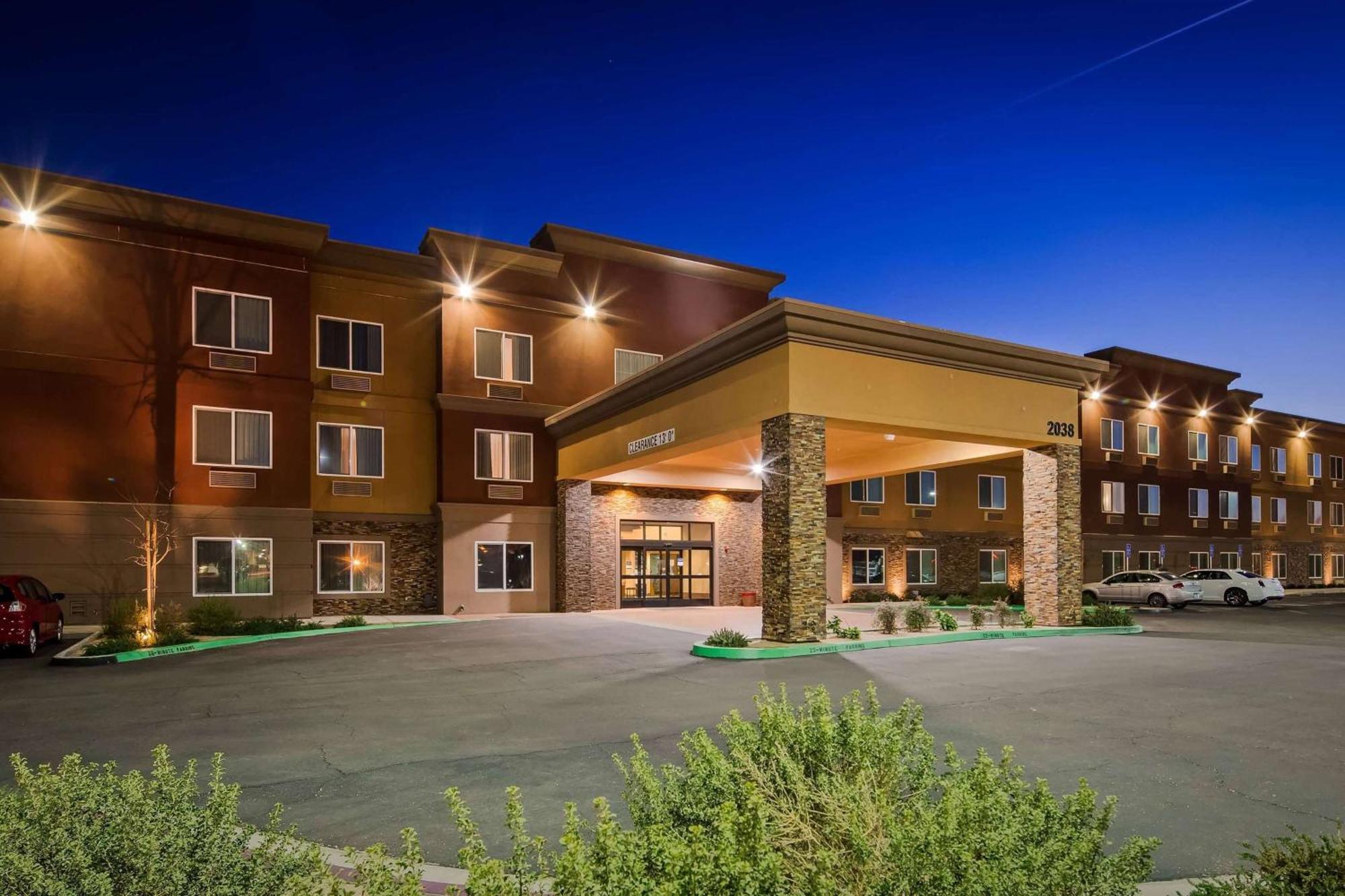 מלון Wyndham Garden Lancaster Ca מראה חיצוני תמונה