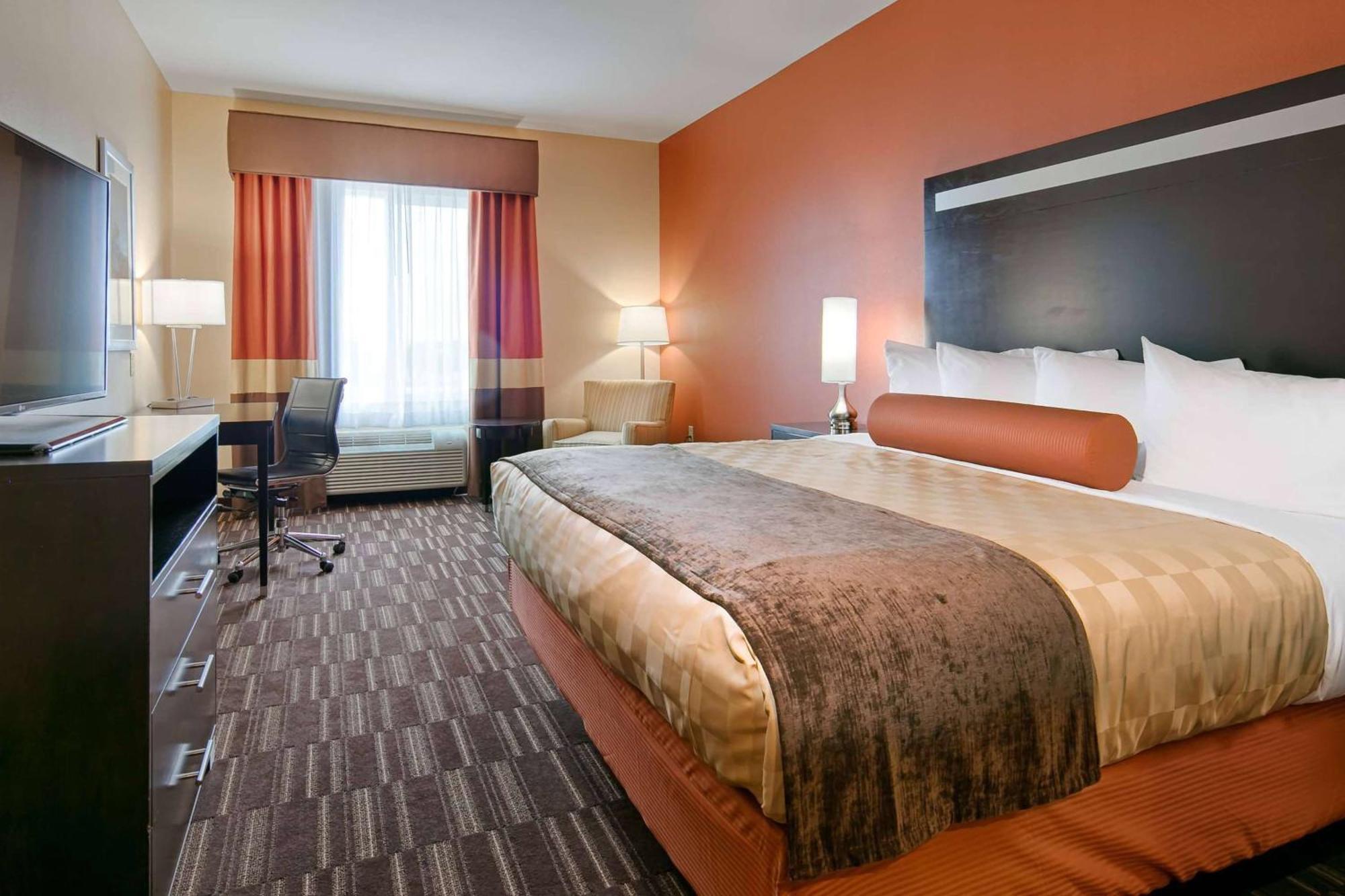מלון Wyndham Garden Lancaster Ca מראה חיצוני תמונה